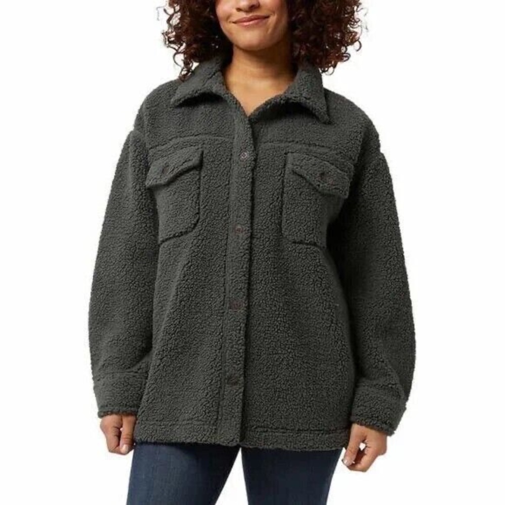 32 Degrees Women’s Supersoft Sherpa Shacket.

NWT